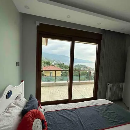 Hotel The Luxe Esenkoey 4*